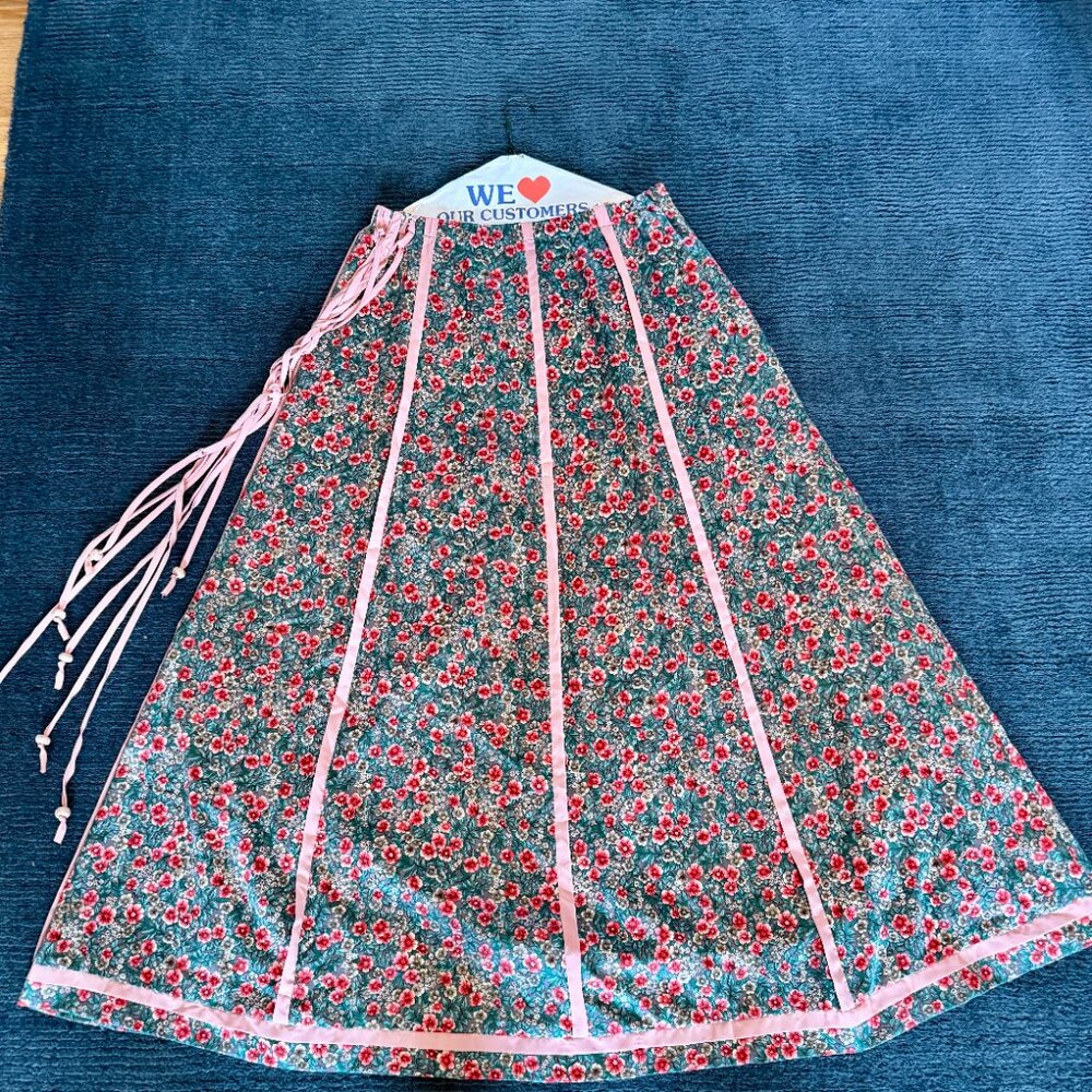 Funky 1970's vintage silky, fully lined floor length skirt & fun ties - Size 10?